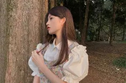 玩山姆托举梗妈妈被禁言30天前脚道歉后脚带货