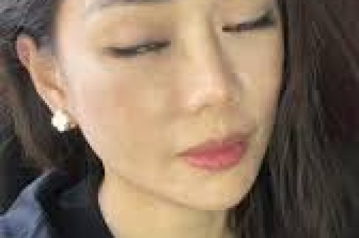 世界杯赛后日本球迷“保留节目”被抢戏甲亢哥提垃圾袋上场！