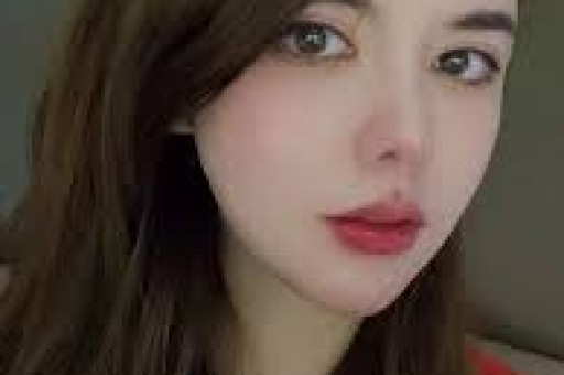 前妻曾为月经妹岳父号称皮带大亨余文乐桃色新闻频传、父子关系不睦！九年婚姻体面终结女方承受旧日黑料