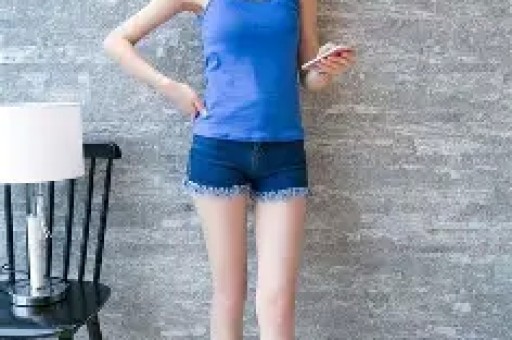 赵丽颖421页PDF揭秘：从普通女孩到顶级明星的蜕变