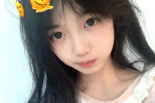 51岁无妻无子、黑料不断何炅人气下滑地位依旧牢不可破